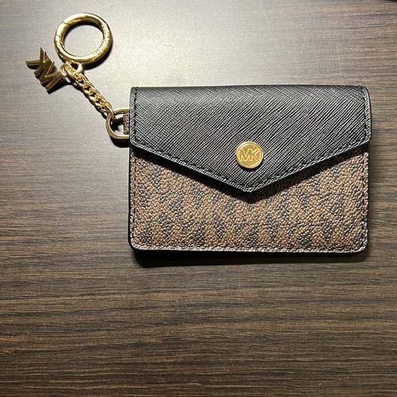 NWT Michael Kors Jet Set EW LG Crossbody SET - Picture 4 of 9